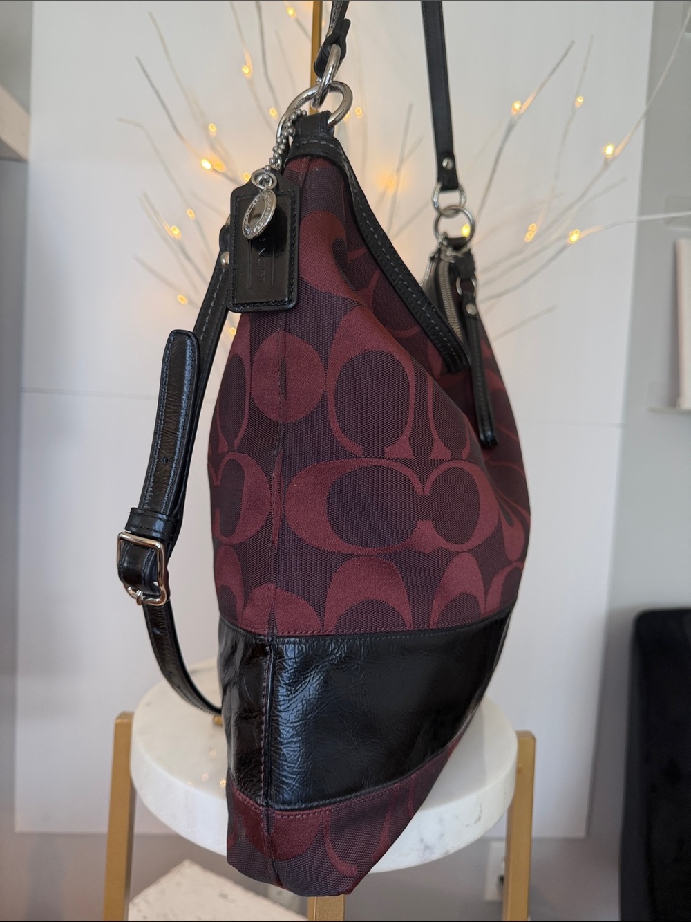 Coach EUC signature legacy convertible hobo bag W/2 hang tags & 2 straps rem - Picture 4 of 15